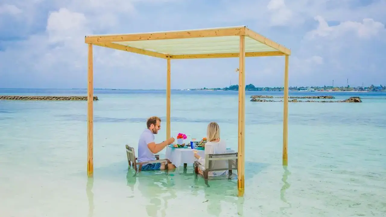 Komandoo Island Resort & Spa