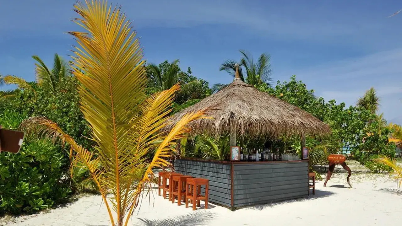 Komandoo Island Resort & Spa