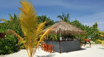 Komandoo Island Resort & Spa