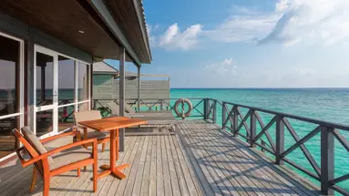 KOMANDOO ISLAND RESORT & SPA