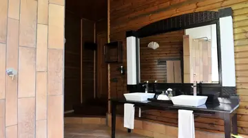 Komandoo Island Resort & Spa