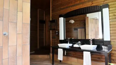Komandoo Island Resort & Spa