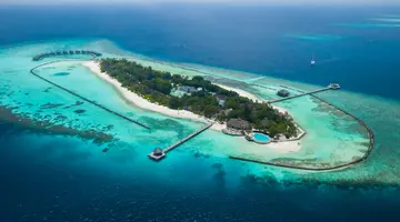 KOMANDOO ISLAND RESORT & SPA