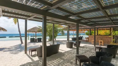 KOMANDOO ISLAND RESORT & SPA