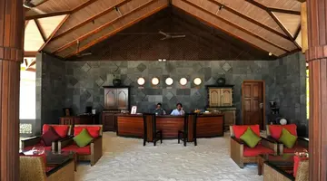 Komandoo Island Resort & Spa