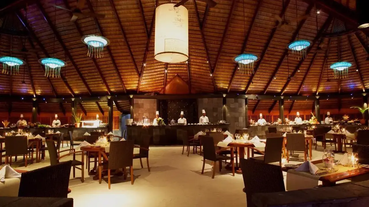 Komandoo Island Resort & Spa