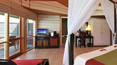 Komandoo Island Resort & Spa