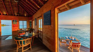 KOMANDOO ISLAND RESORT & SPA