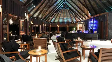 Komandoo Island Resort & Spa