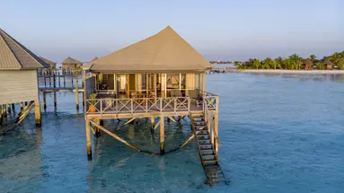 KOMANDOO ISLAND RESORT & SPA