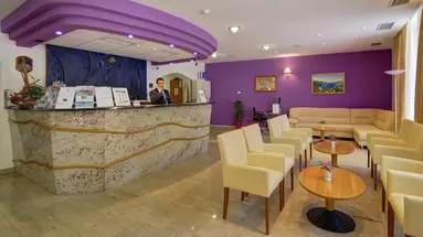 KOMODOR HOTEL
