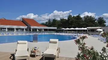 KOMPLEKS TURYSTYCZNY PETALON - POKOJE****