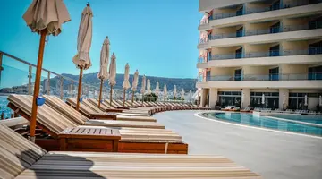 Konstantinos Palace