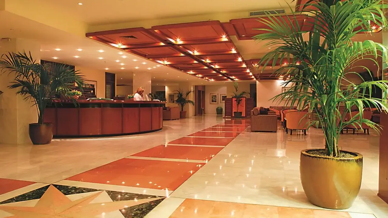 Kontokali Bay Resort and Spa