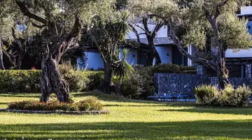 Kontokali Bay Resort & Spa