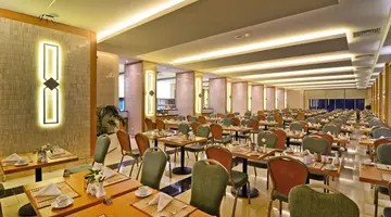 Korumar Deluxe Hotel