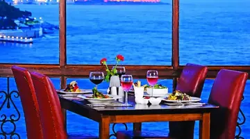 Korumar Deluxe Hotel