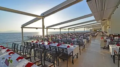Korumar Deluxe Hotel