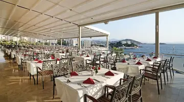 Korumar Deluxe Hotel