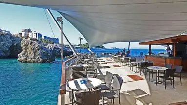 Korumar Deluxe Hotel