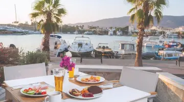 KOSTA PALACE HOTEL
