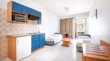 KOSTA PALACE HOTEL