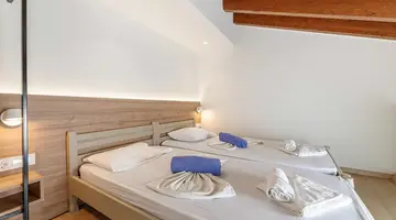 Kostakis Beach Apartments