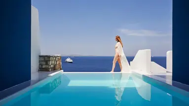 Kouros Hotel and Suites