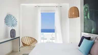 Kouros Hotel and Suites