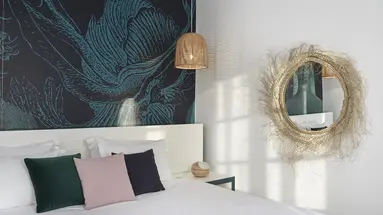 Kouros Hotel and Suites