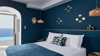 Kouros Hotel and Suites