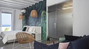 Kouros Hotel and Suites