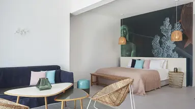 Kouros Hotel and Suites