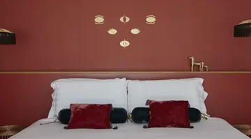 Kouros Hotel and Suites