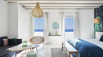 Kouros Hotel and Suites