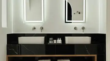 Kouros Hotel and Suites