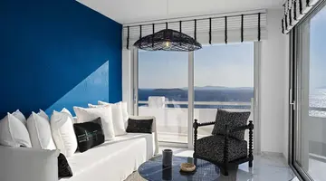 Kouros Hotel and Suites