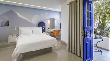 Kouros Village