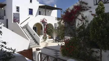 Kouros Village