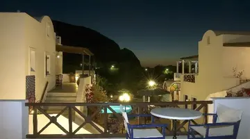 Kouros Village