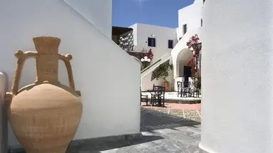 Kouros Village