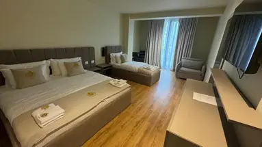 Kraja Hotel
