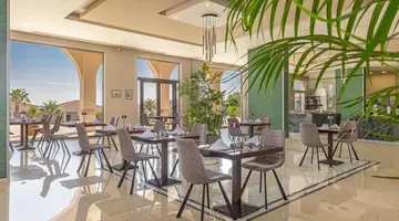 Kresten Royal Euphoria Resort