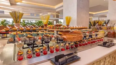 Kresten Royal Euphoria Resort