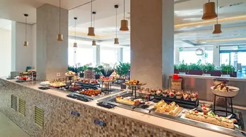 Kresten Royal Euphoria Resort