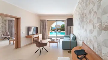 Kresten Royal Euphoria Resort