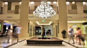 Kresten Royal Euphoria Resort
