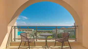 Kresten Royal Euphoria Resort