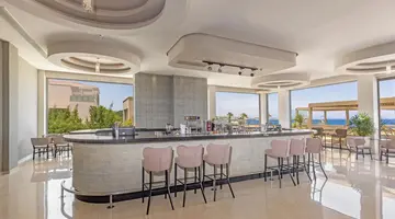 Kresten Royal Euphoria Resort