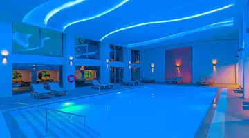 Kresten Royal Euphoria Resort